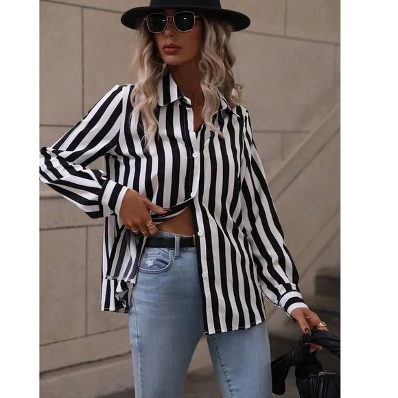 Vertical Stripes Black and White Collar Shirt Button Down - Picture 4 of 16